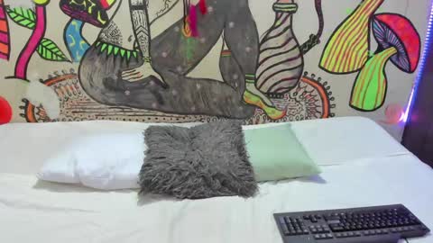 luna_gc online show from December 31, 10:34 pm