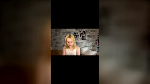 Luna online show from March 14, 9:19 pm