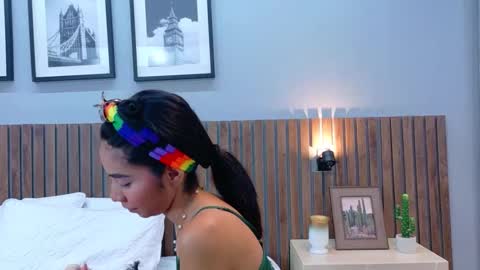 LUNA  online show from February 25, 2:31 pm