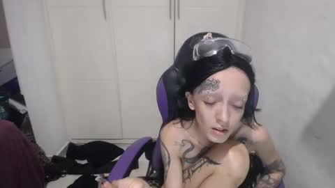 Luna online show from January 2, 4:35 pm