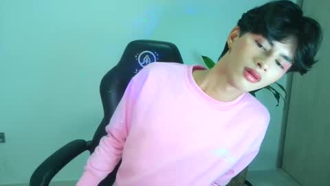 Luna Stanford online show from January 10, 7:47 am