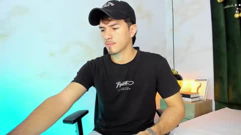 Luna Stanford online show from December 16, 7:53 pm