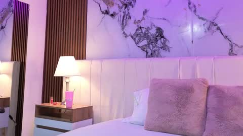  A M M Y  online show from October 11, 11:37 am