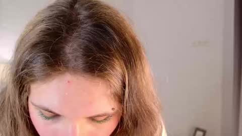 Luna online show from December 22, 3:30 pm