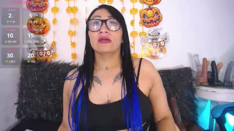 luna_vitihot online show from October 3, 11:40 am