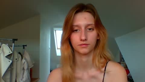 L U N A  online show from December 4, 11:02 am