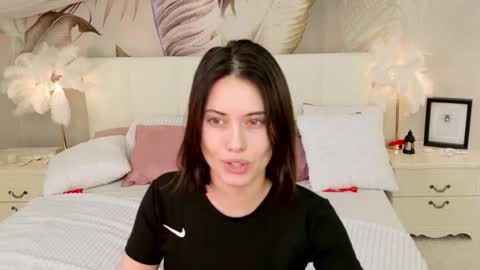 Luna online show from March 29, 2:08 pm