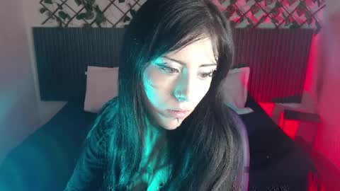 lunaaa_07 online show from April 8, 3:26 pm