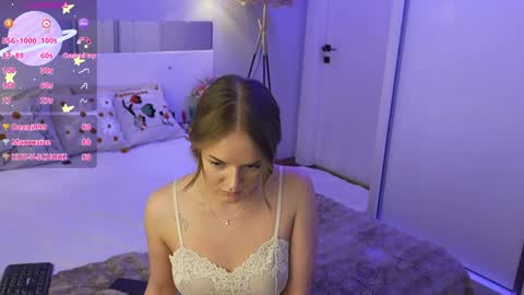 Sophia online show from May 8, 7:30 pm