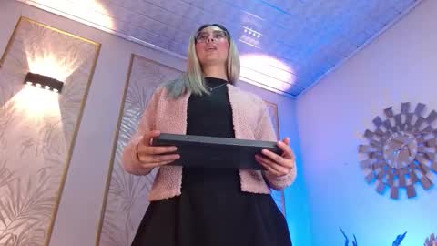 Luna online show from September 26, 4:09 am