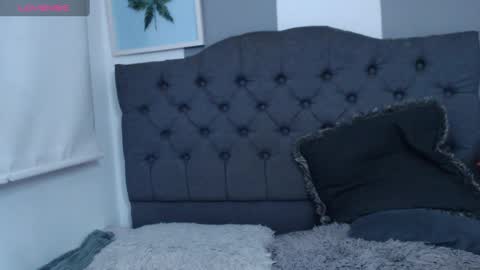 Luna  online show from January 18, 5:20 am