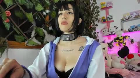lunacristal_moon online show from January 28, 7:00 am