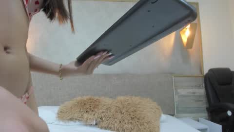 LUNA  online show from October 3, 1:30 pm