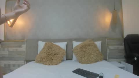 LUNA  online show from October 14, 2:09 pm