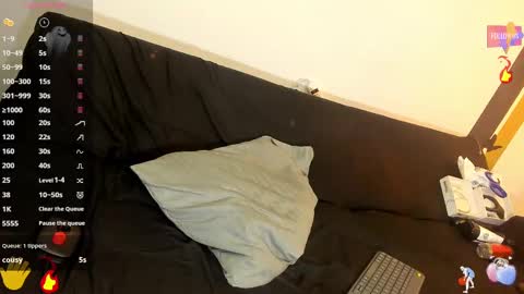 Luna online show from March 4, 5:13 pm