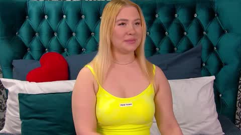 LunaHouston online show from February 6, 6:32 pm