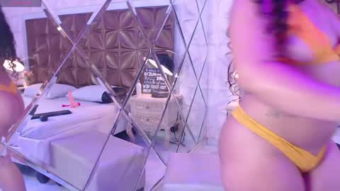 Luna  online show from April 4, 12:34 pm