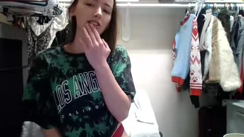 lunapixie2020 online show from March 9, 10:30 pm