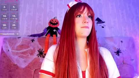 Luna  online show from October 29, 8:42 pm