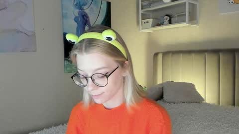 Sofia online show from October 13, 3:14 pm