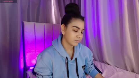  Luna  online show from March 12, 7:04 pm