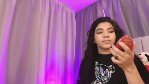  Luna  online show from January 30, 7:15 pm