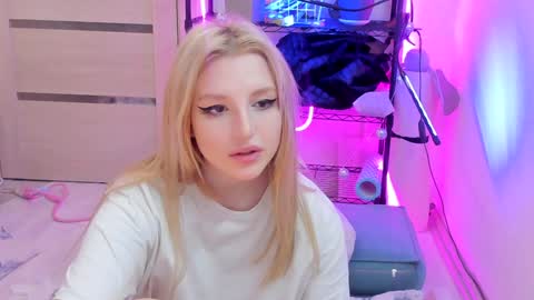 Kate online show from February 4, 3:11 am