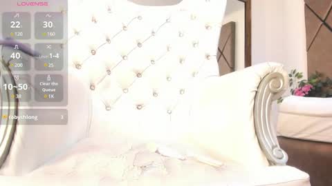 lunitadiva online show from February 26, 3:54 pm