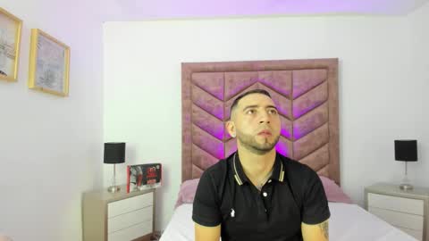 Lushian And Luna online show from March 23, 4:45 pm