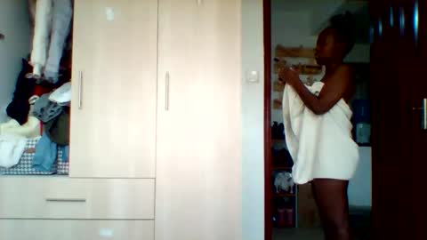 lushlola254 online show from February 16, 12:58 pm