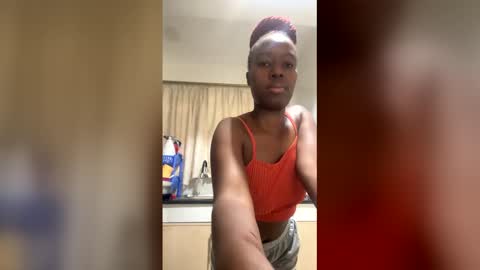 lushlola254 online show from March 2, 12:45 pm