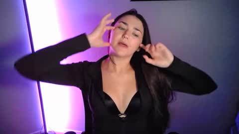 lushlolly online show from January 21, 6:33 am