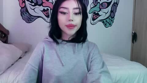 Valerie  April   online show from December 2, 10:18 pm