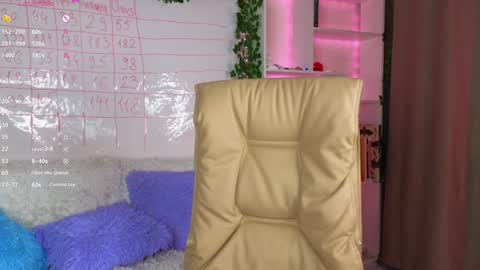 Monica - online show from December 6, 11:19 pm