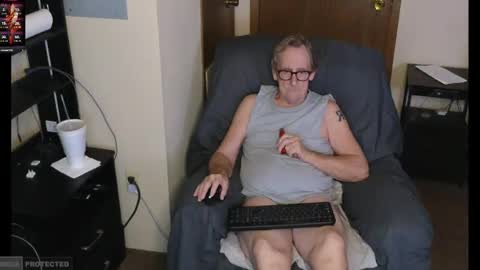 lusty48 online show from January 12, 9:08 pm