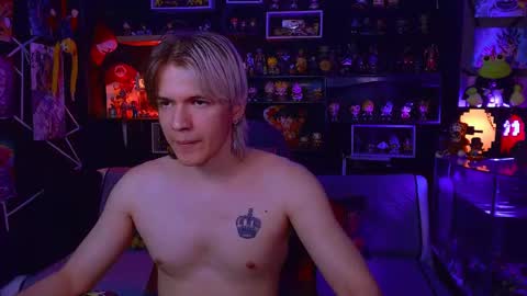 lustymatt online show from December 19, 2:29 am