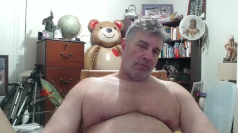Snapshot of luv2bnakedallthetime chatting on December 12, 11:14 pm Tony online show from December 12, 11:14 pm