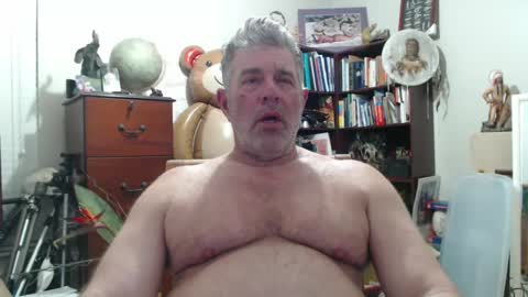 Snapshot of luv2bnakedallthetime chatting on December 13, 11:17 pm Tony online show from December 13, 11:17 pm