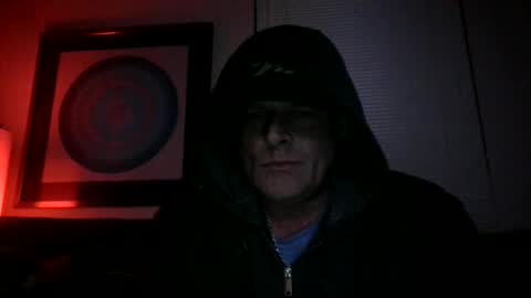 Luv2tokNstrok online show from October 31, 8:15 am