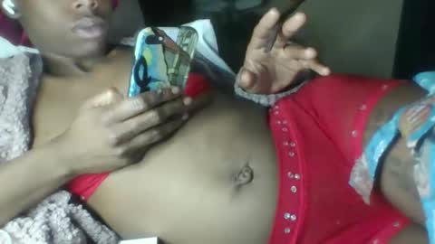 itsthadonnbae2xx online show from December 19, 9:05 am