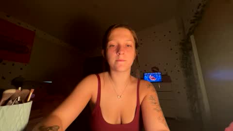 luvkendal online show from October 15, 3:32 am