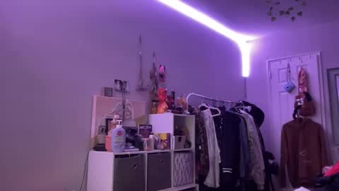 luvkoko online show from March 20, 3:44 am