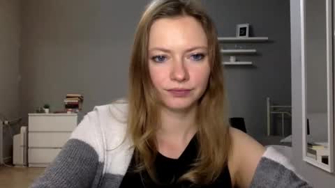 Millie online show from November 23, 7:01 pm