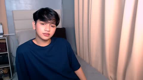 queen lux online show from March 12, 6:32 pm