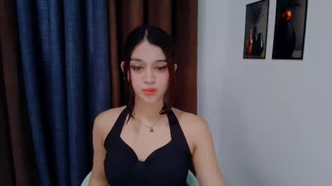 queen lux online show from July 14, 12:58 am