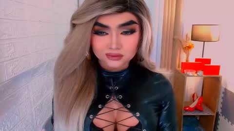 Sasha Blaire online show from January 6, 3:05 pm