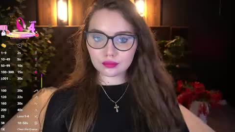 luxsopphia_ online show from July 24, 5:59 am