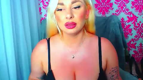 Luxuriaa online show from October 9, 10:48 pm