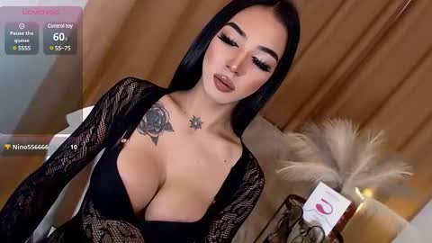 Snapshot of luxywilson chatting on February 2, 12:35 pm luxy online show from February 2, 12:35 pm