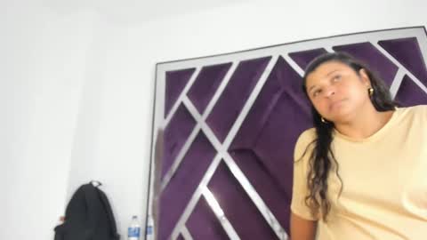 luzenaasm online show from November 6, 4:26 am